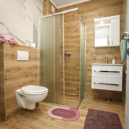 Tik Tak Apartment