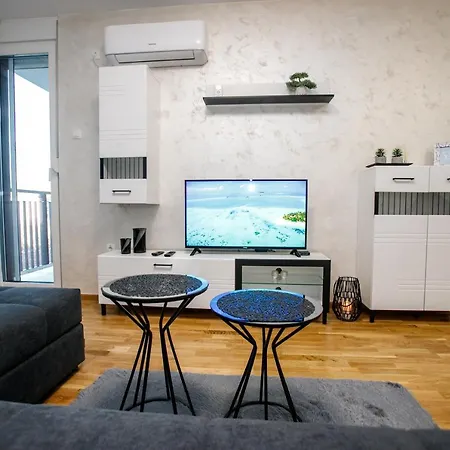 Tik Tak Apartment *