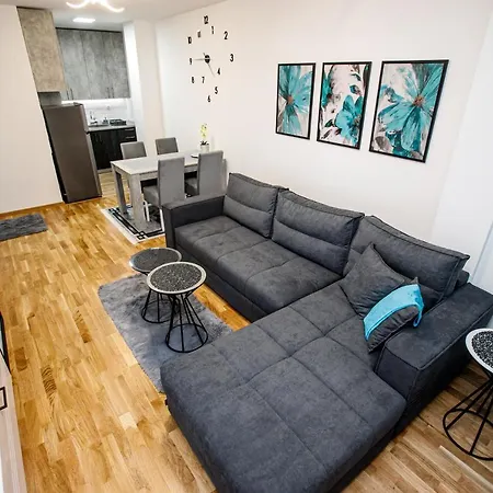 Apartment Tik Tak *