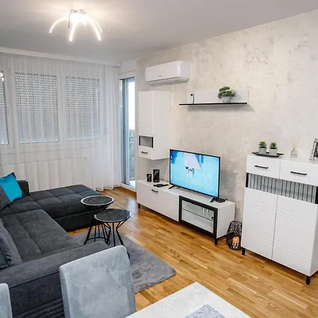Apartment Tik Tak *